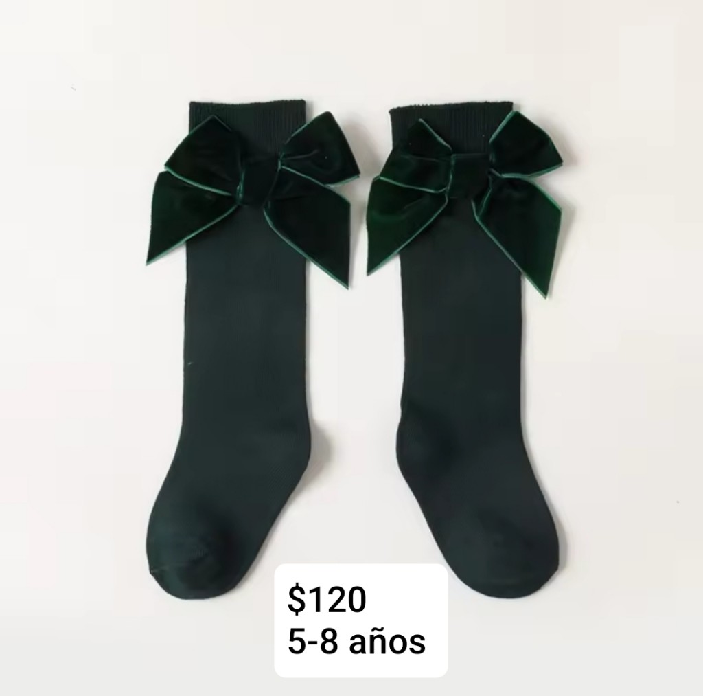 Calcetas verdes con moño terciopelo