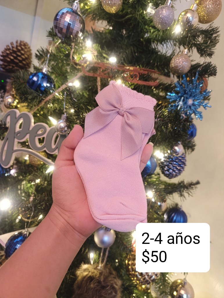 Calcetines rosa con moño