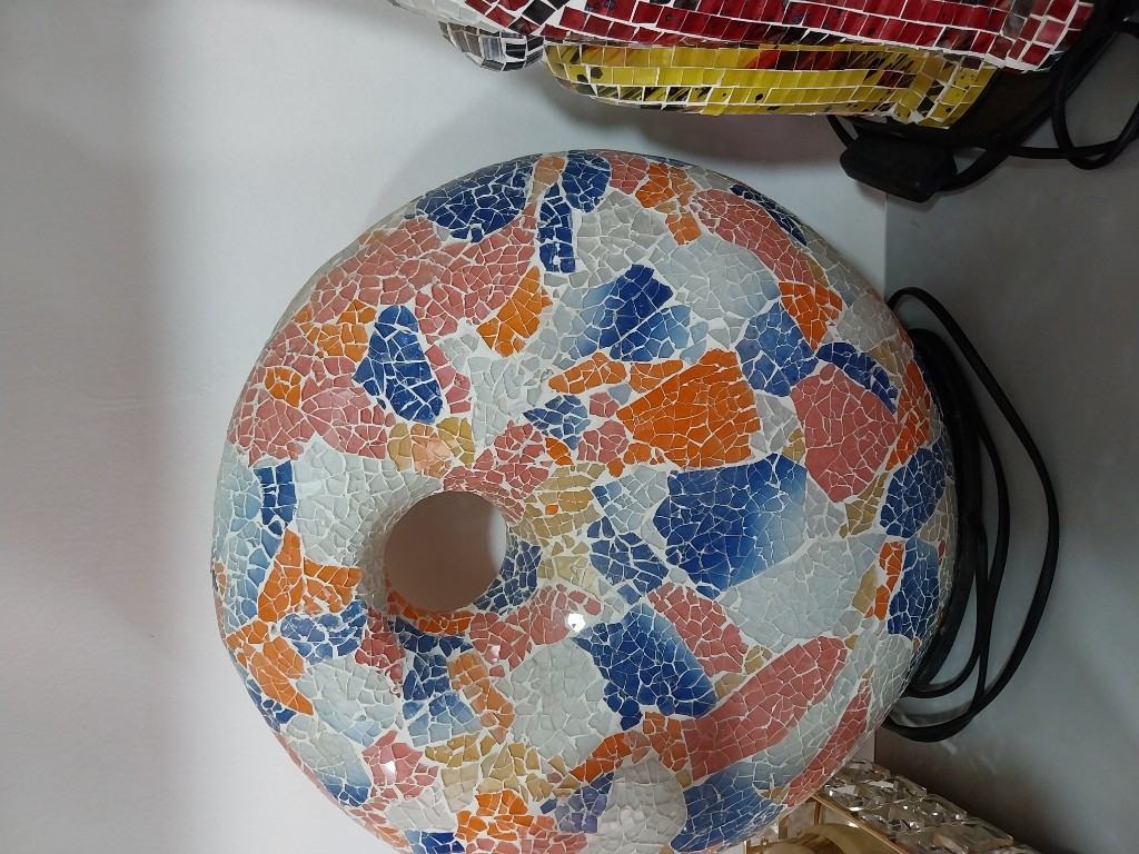 Lampara redonda de mosaico