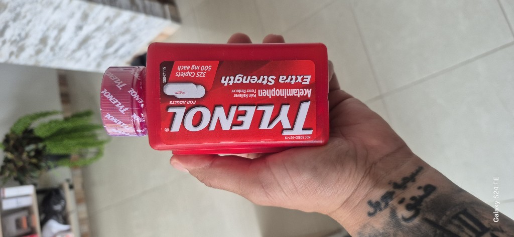 Tylenol rojo extra strength