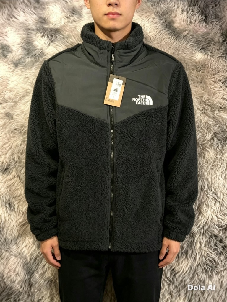 3-Campera North Face Gris Oscuro