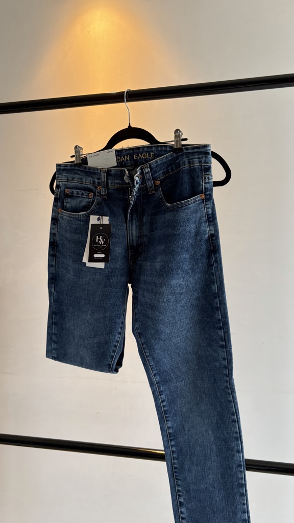Pantalón claro liso