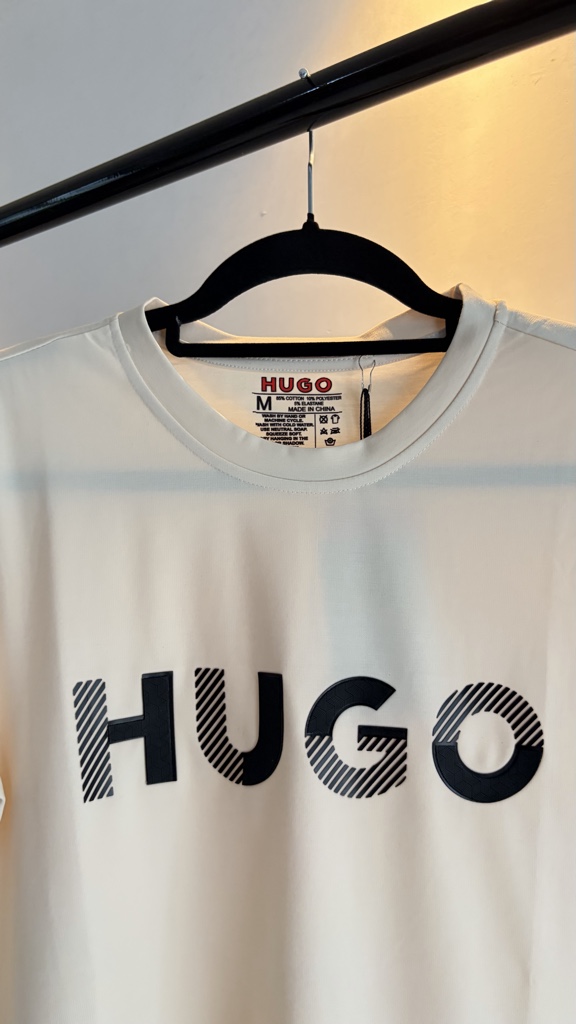Hugo, beige