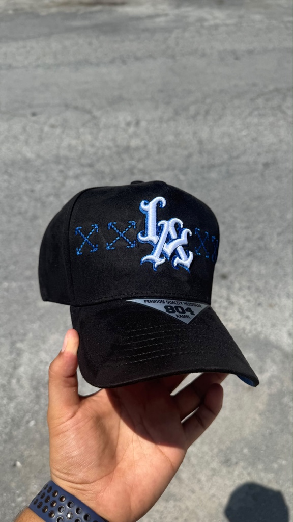 LA X GAMUZA