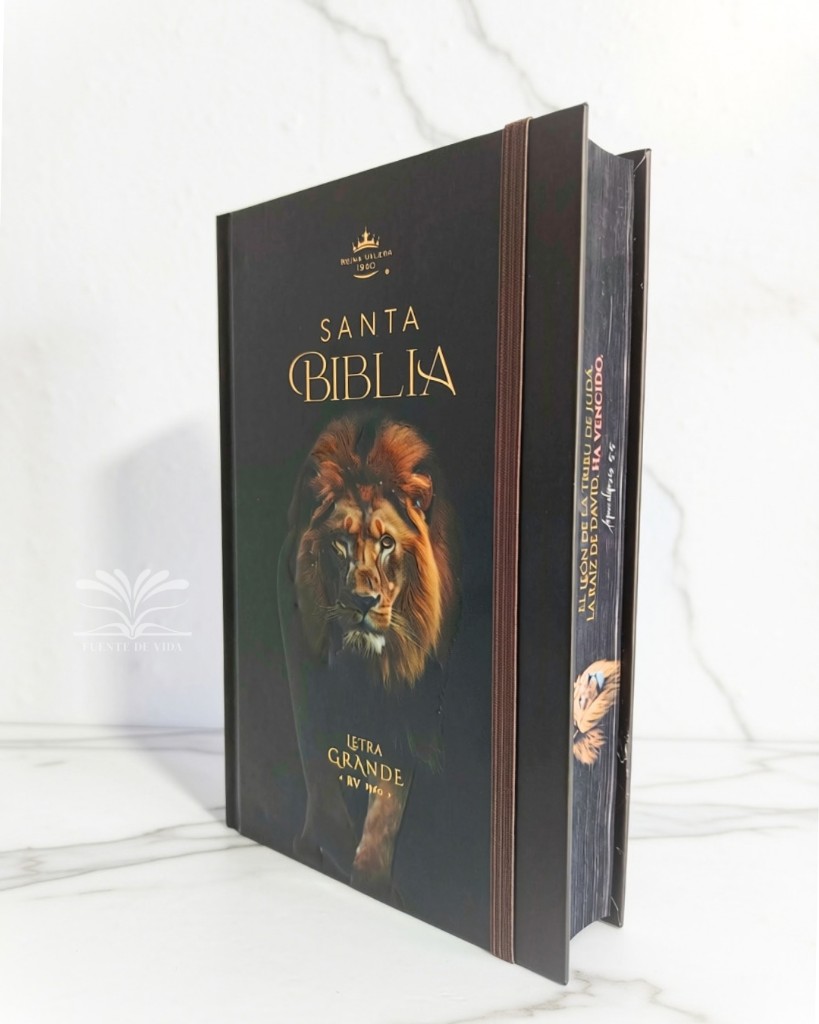 Santa Biblia león negra