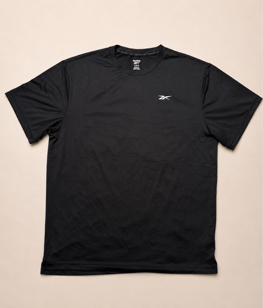 Camiseta black/ R