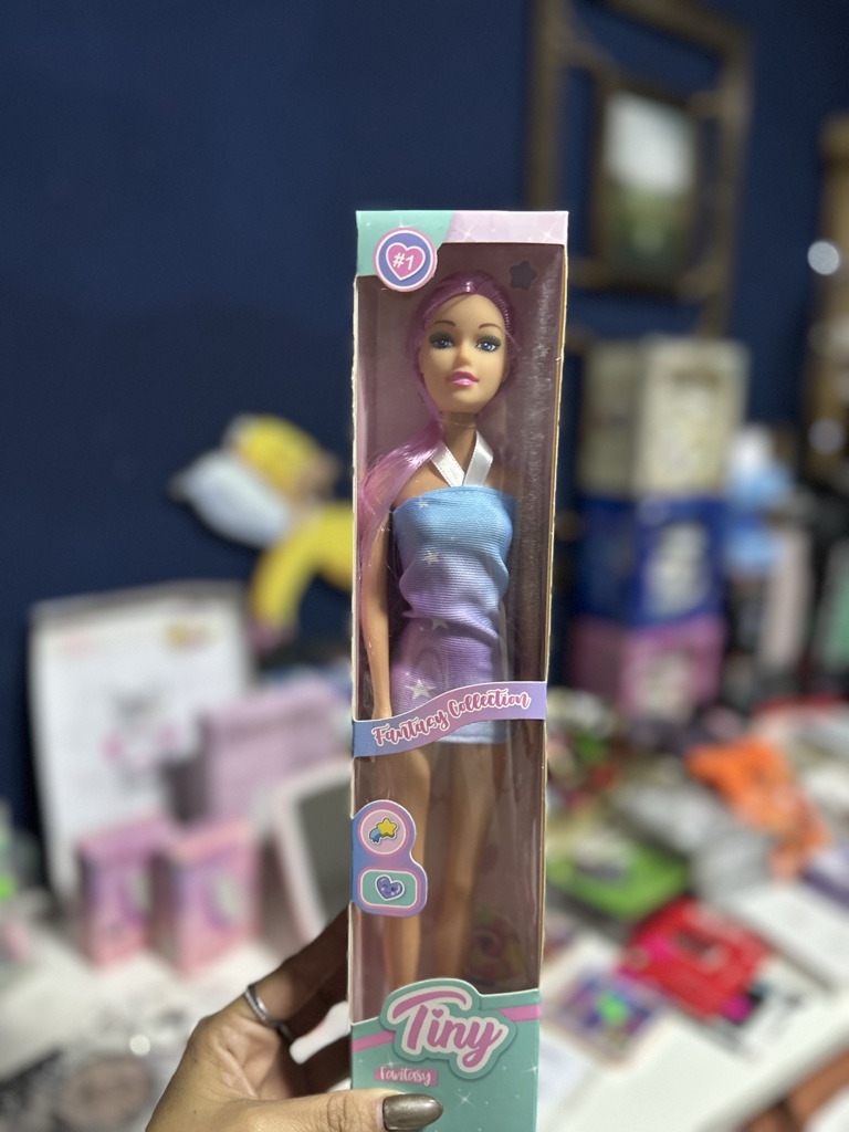 Tiny Fantasy doll violeta