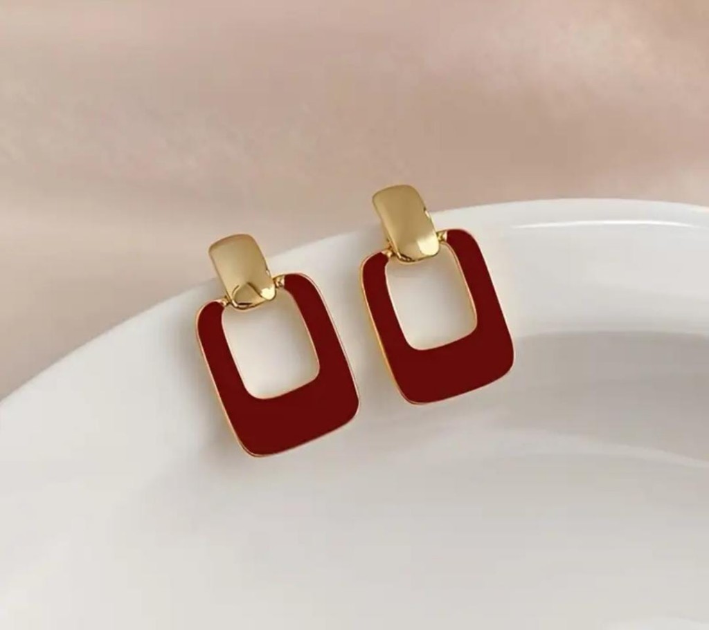 Aretes Monica