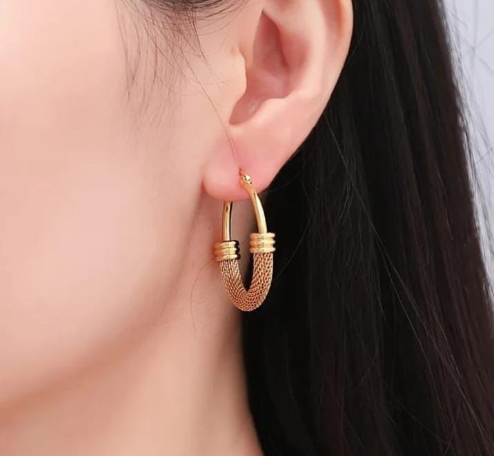 Aretes Kary