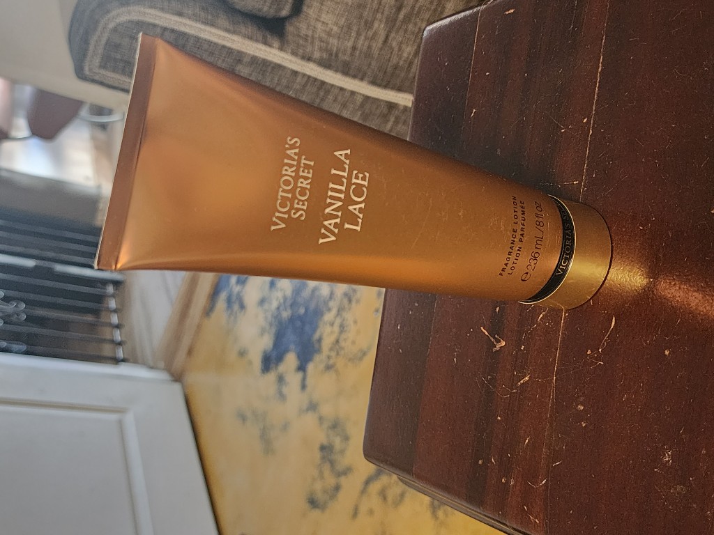 Victoria's Secret Vanilla Lace locion