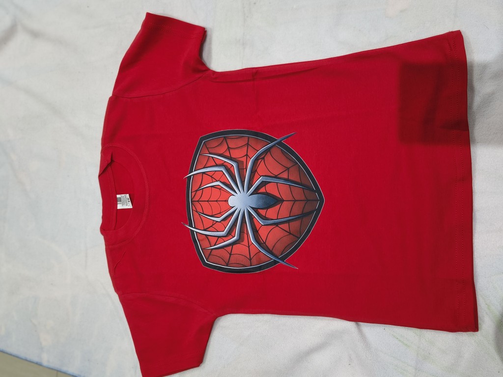 Polo rojo Spider-Man