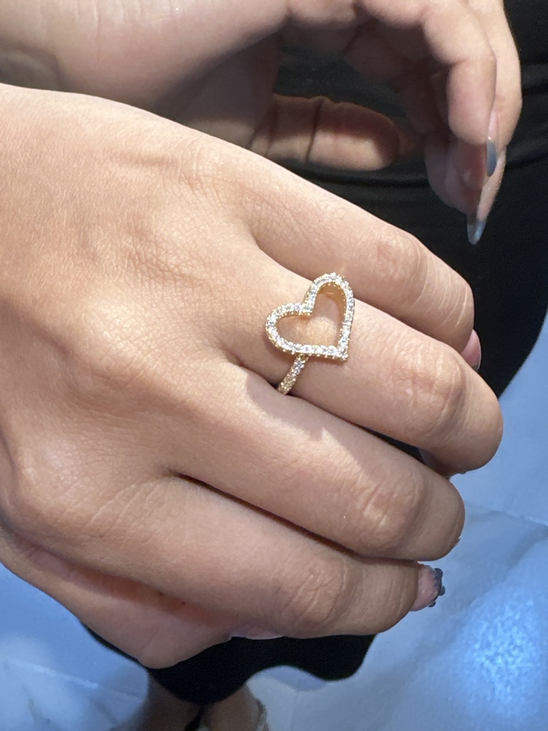 Anillo corazon circon