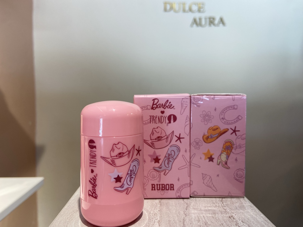 Rubor Barbie trendy