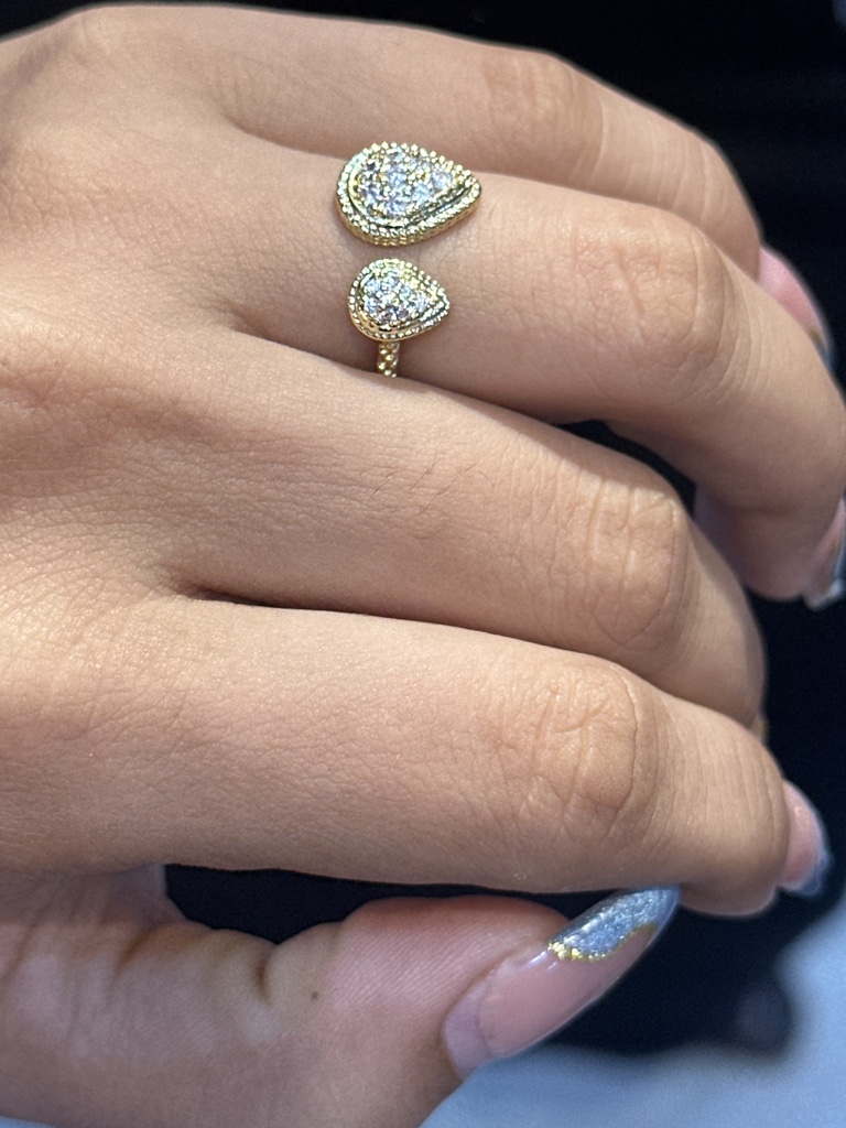 Anillo Gota circón