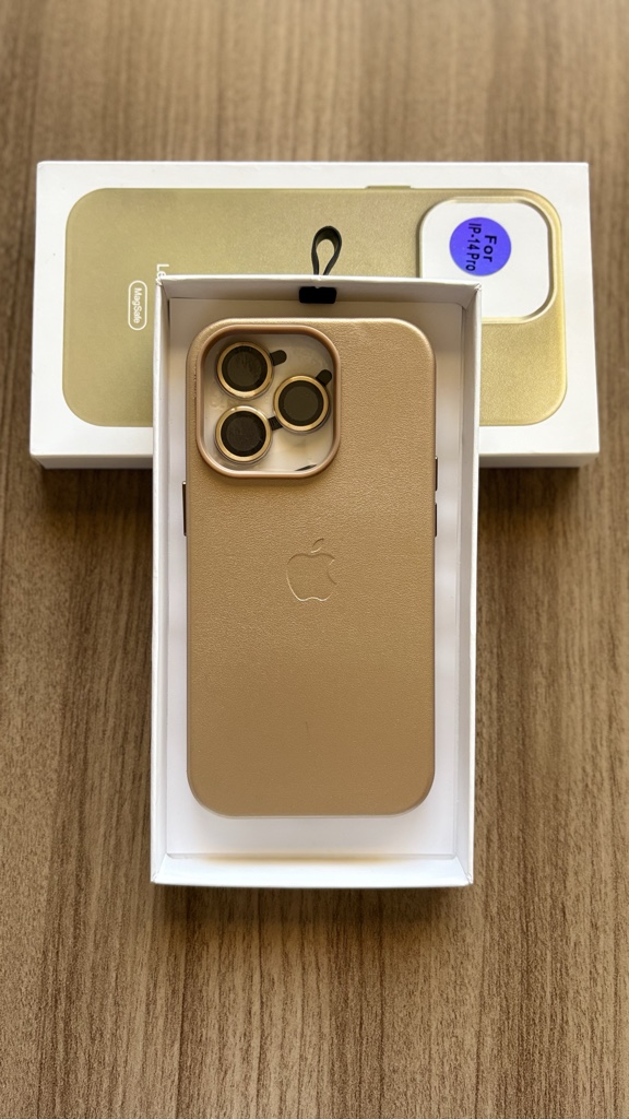 14 Pro Cuero dorado