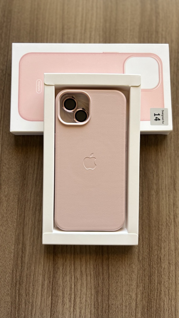 14 Cuero rosado