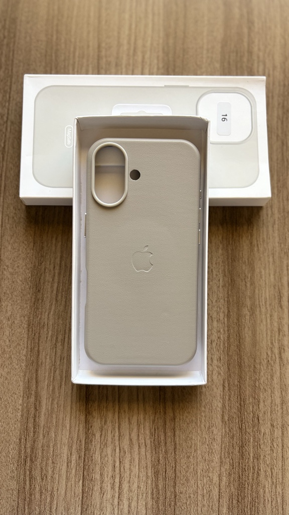 16 Cuero gris