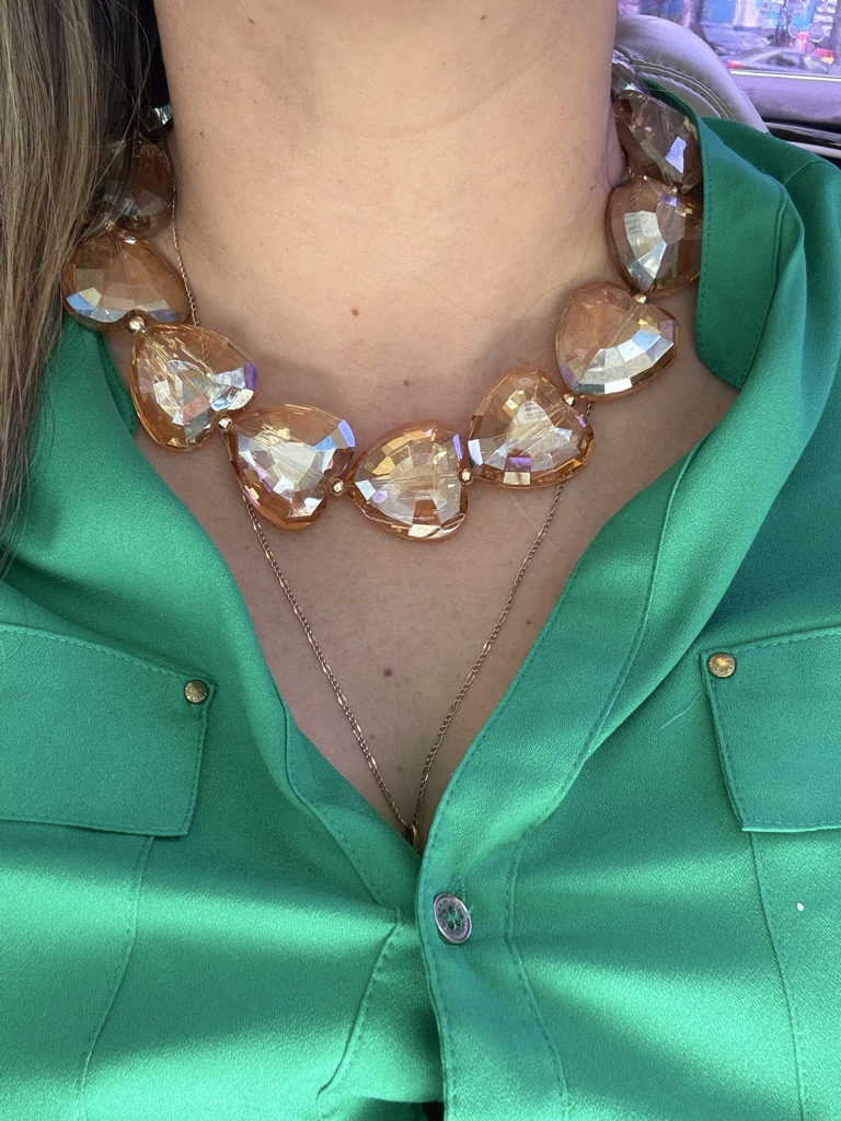 Collar cristal checo corazones