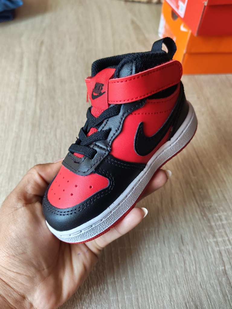 Nike court borough mid2