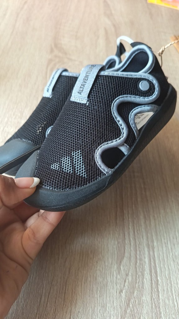 Adidas unisex