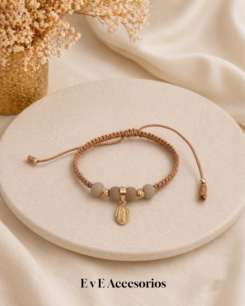 Pulsera beige en oro laminado 18k