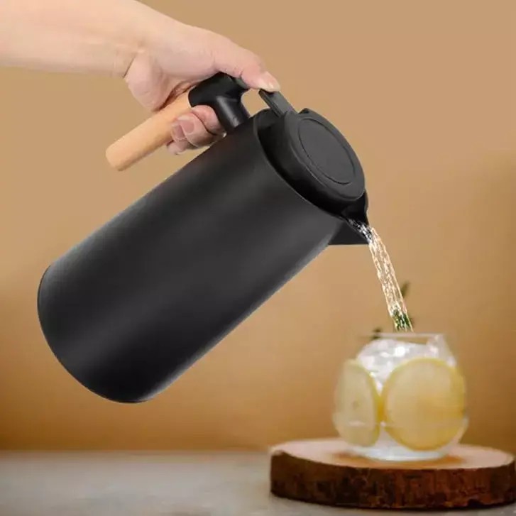 Jarra térmica negra, interior vidrio  frio/calor 1,2l