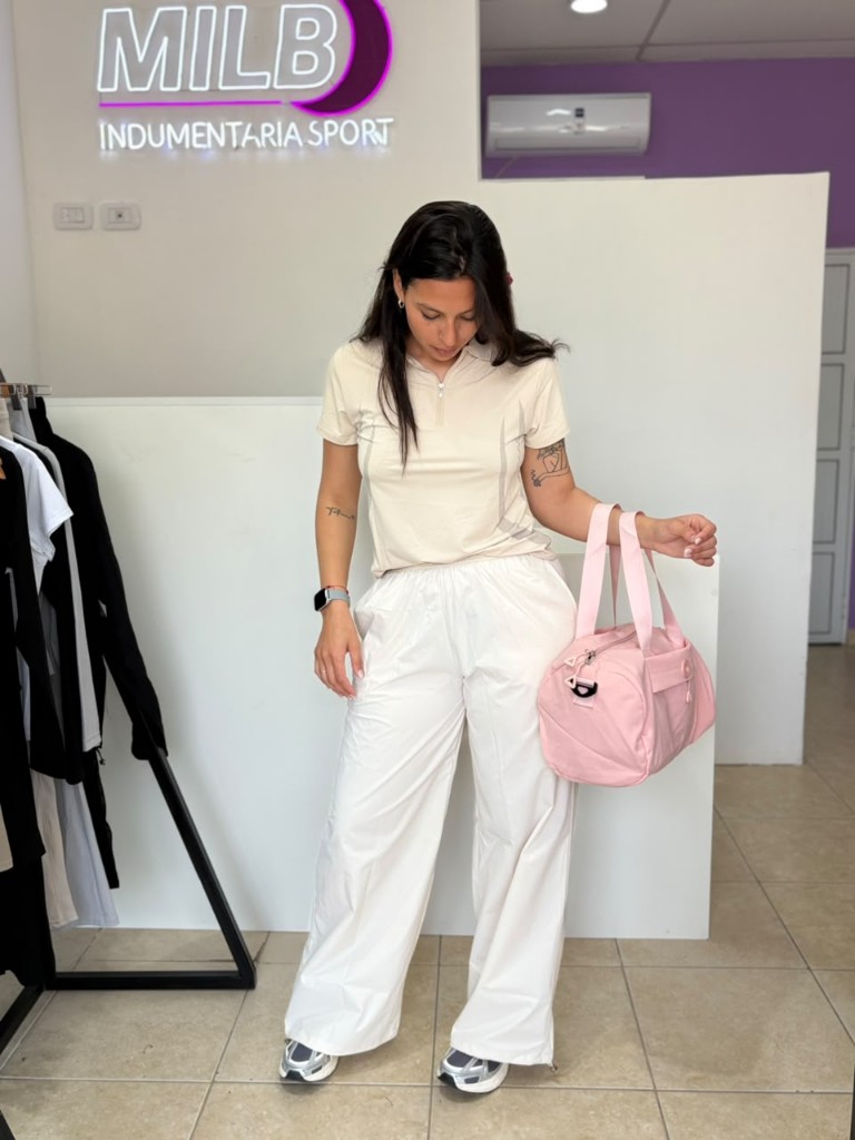 Pantalón rompeviento deportivo