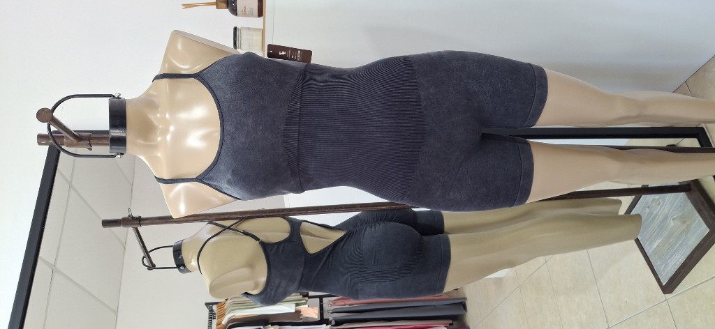 CATSUIT CORTO