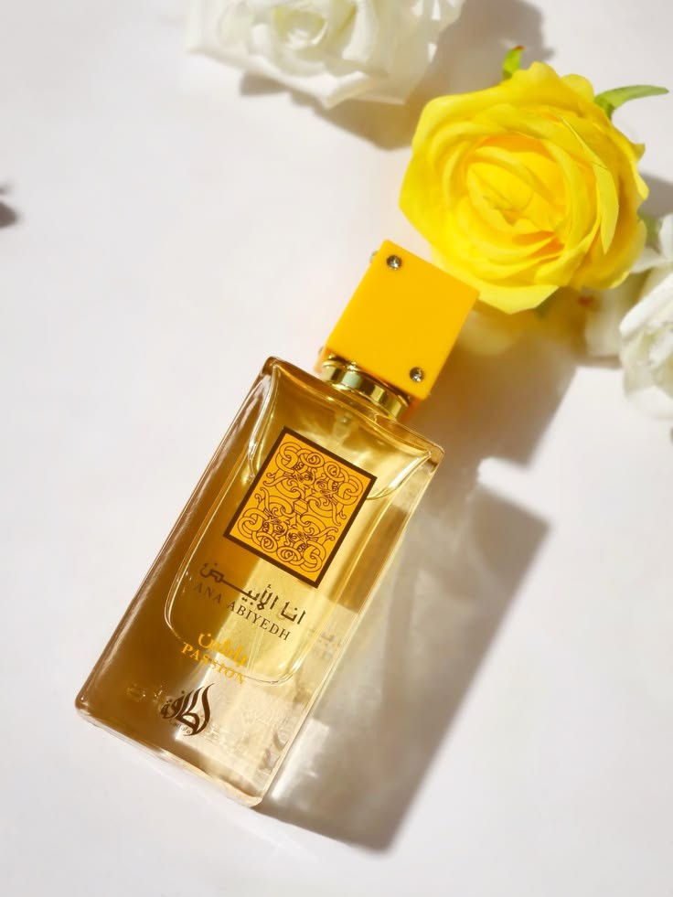 Ana Abiyedh perfume dourado