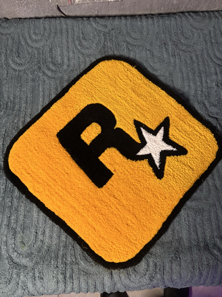 Rockstar tapete amarillo