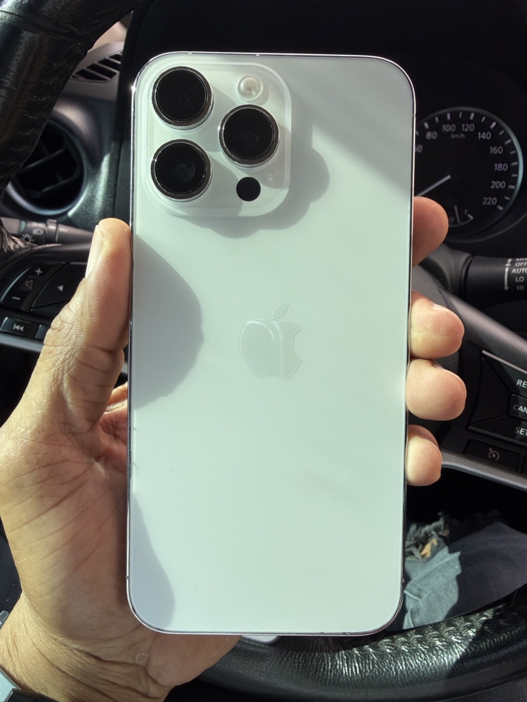 Cel iphon 14 Pro Max 1.TB