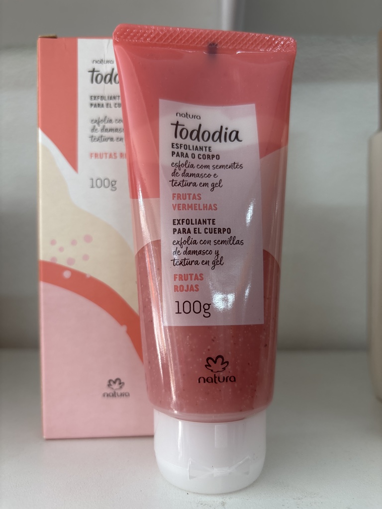 EXFOLIANTE TODODIA 100ML FRUTAS ROJAS