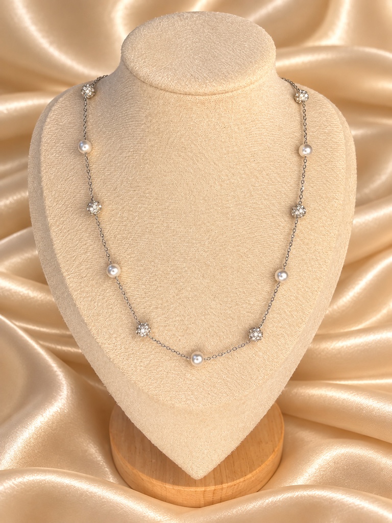 Cadena  plateada perlas