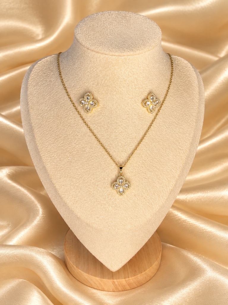 Juego de flor collar y aretes