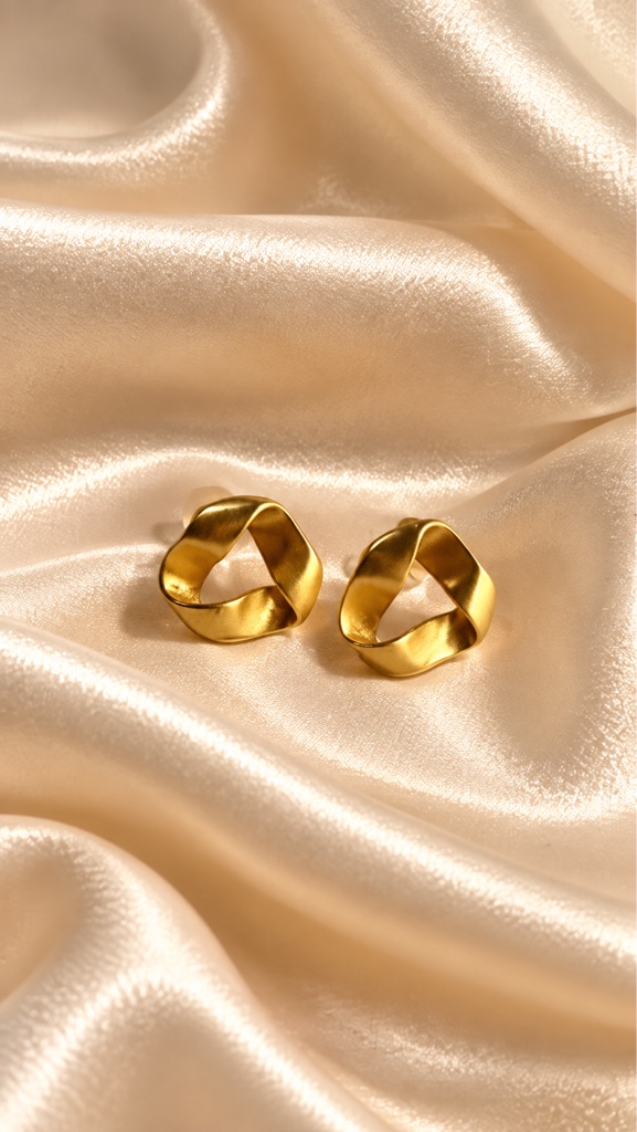 Aretes triángulo curvo