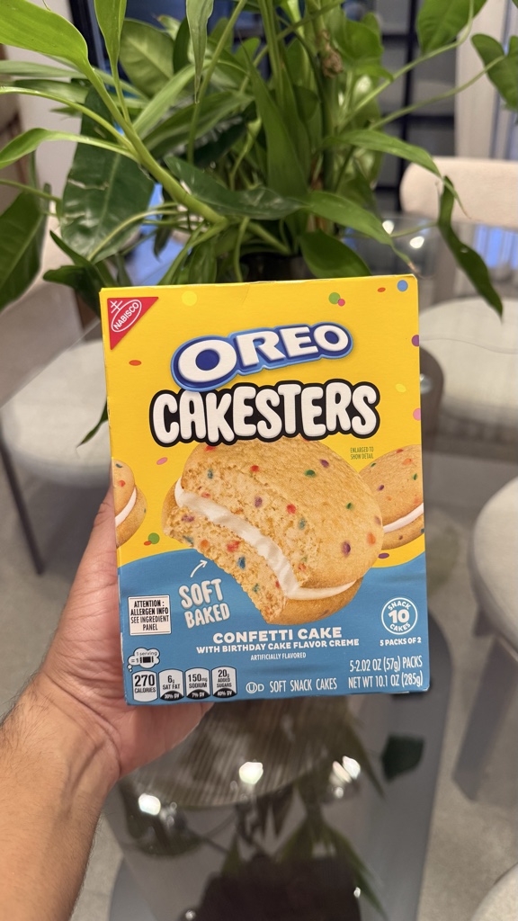 Oreo Cakesters Confetti Cake