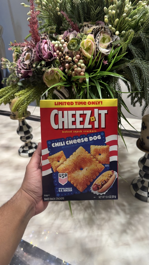 Cheez-It Chili Cheese Dog