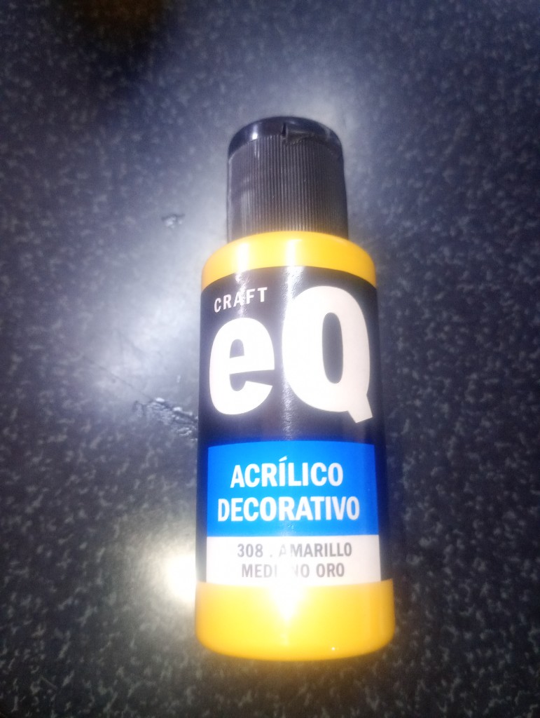 Acrílico Eq amarillo oro