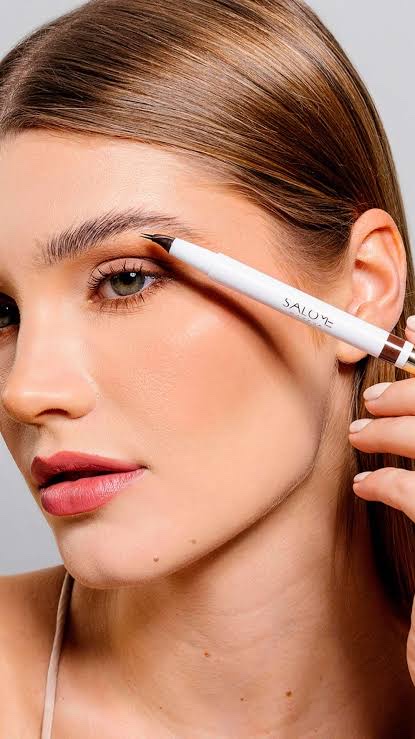 Lápiz de Cejas Salome Makeup