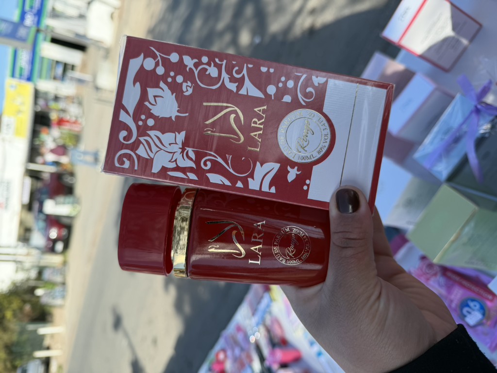 Perfume "LARA"