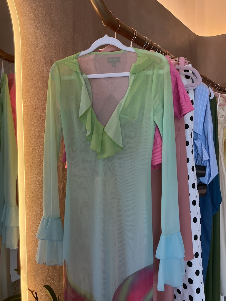 Vestido largo verde/azul transparente con flor
