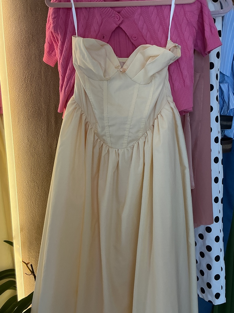 Vestido amarillo estraple/corset