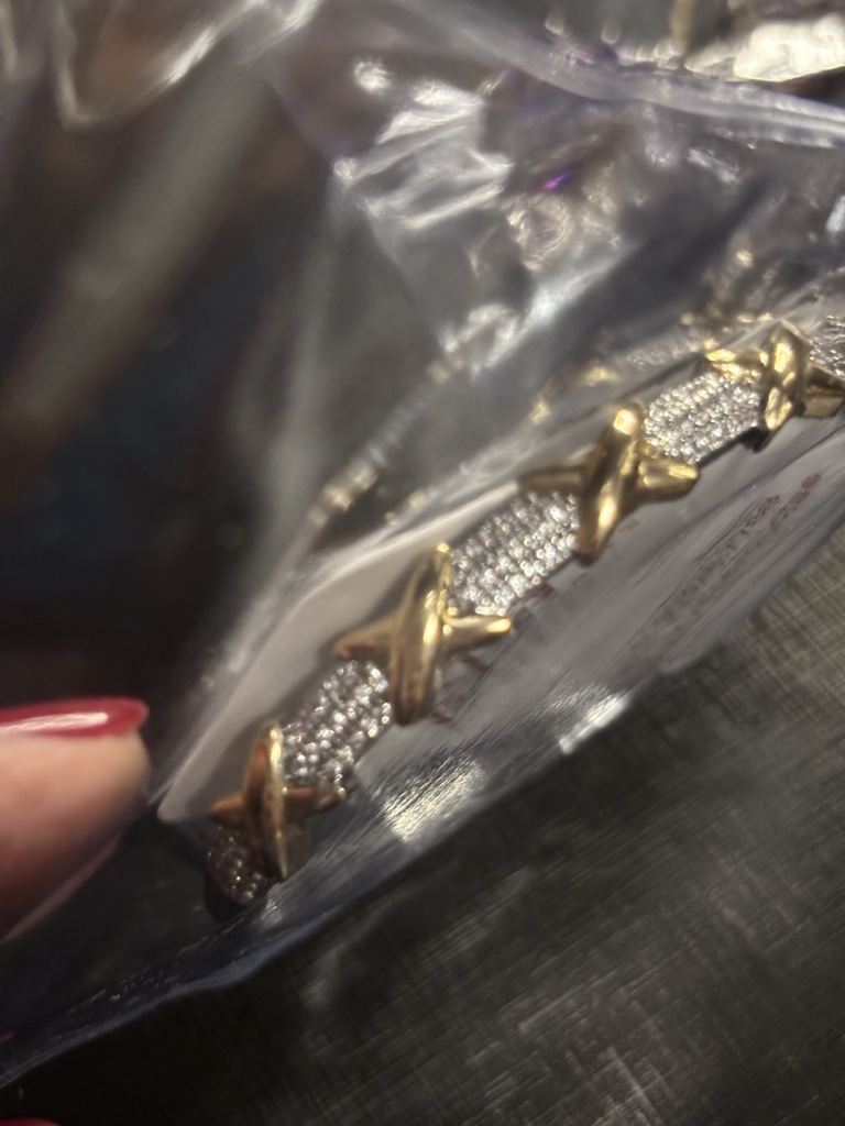 Bracelete X dourado com zircônia