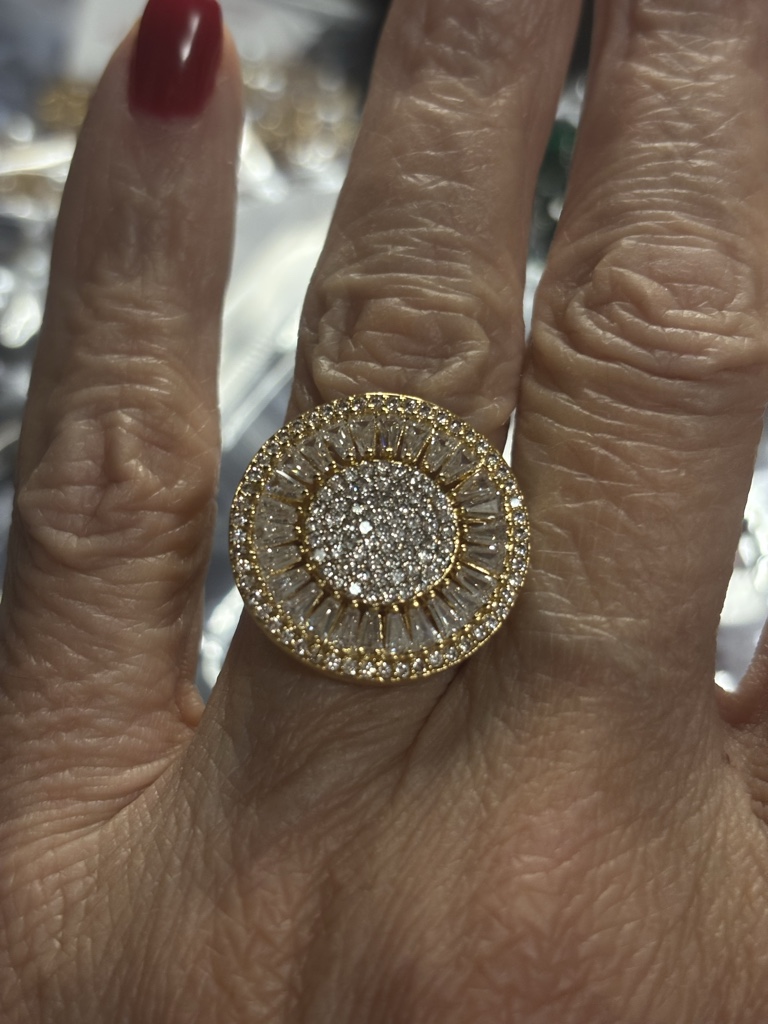 Anel mandala zircônia cravejado