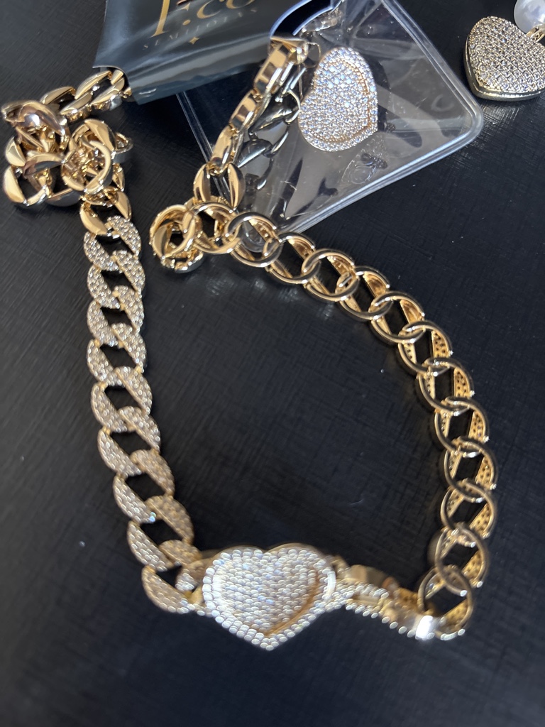 Conj coração cravejado ouro 18k elos