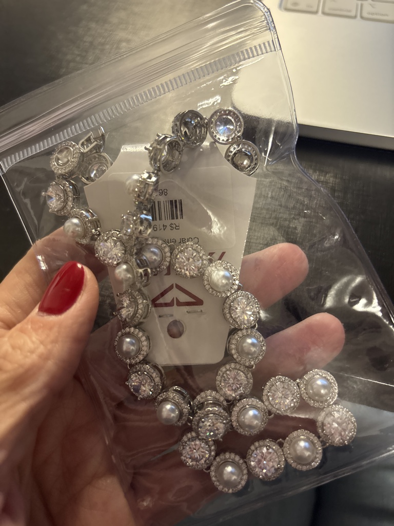 Colar Riviera pérolas com zircônia ponto luz