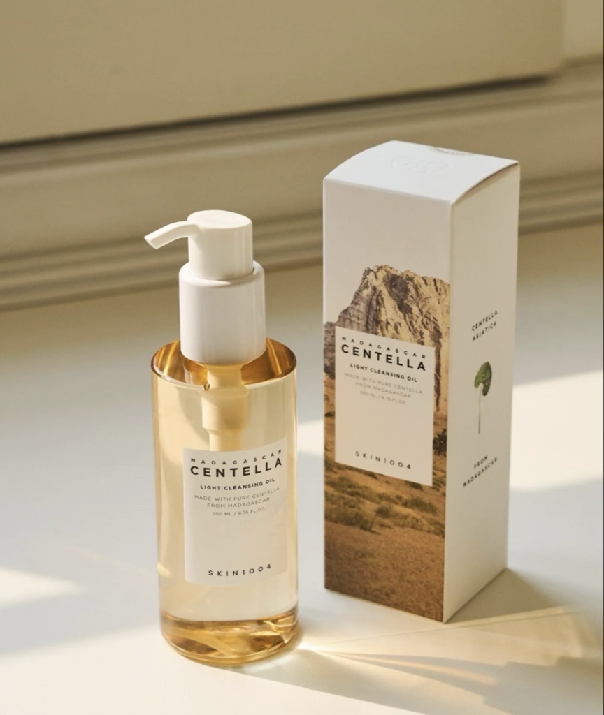 Madagascar Centella Light Cleansing OIL