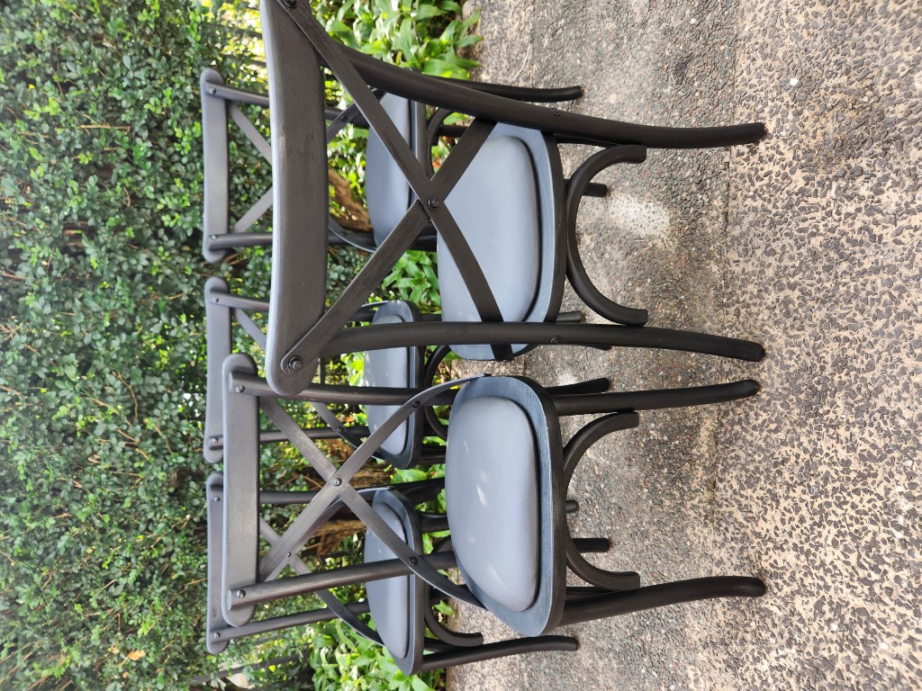 SILLAS CROSSBACK  NEGRA