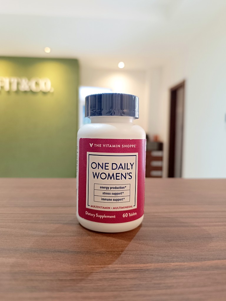 One daily womens Vitamine Shoppe 60 capsulas