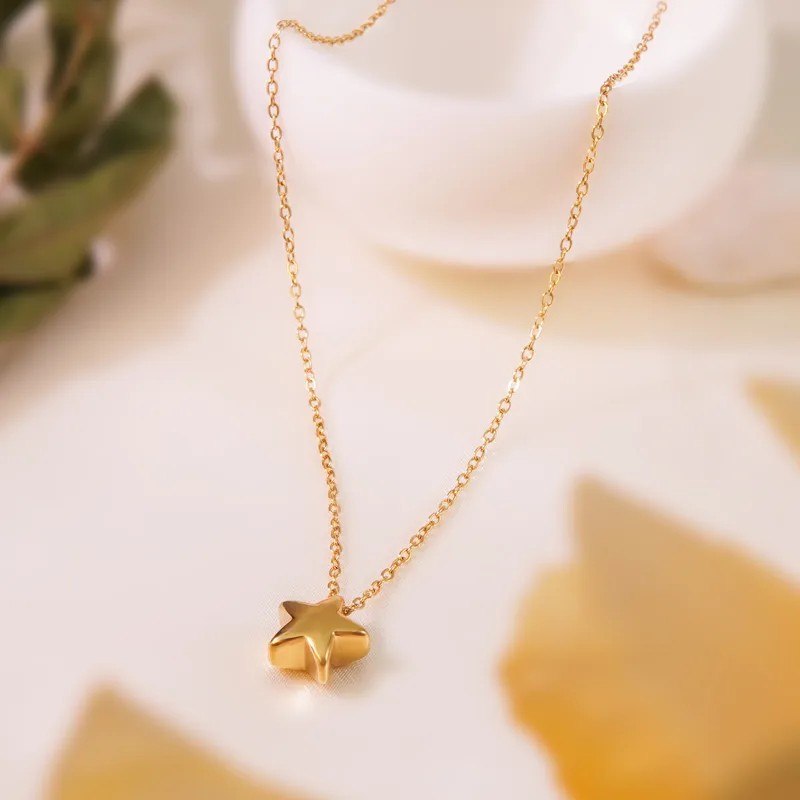 Cadena con dije estrella pequeña acero inoxidable